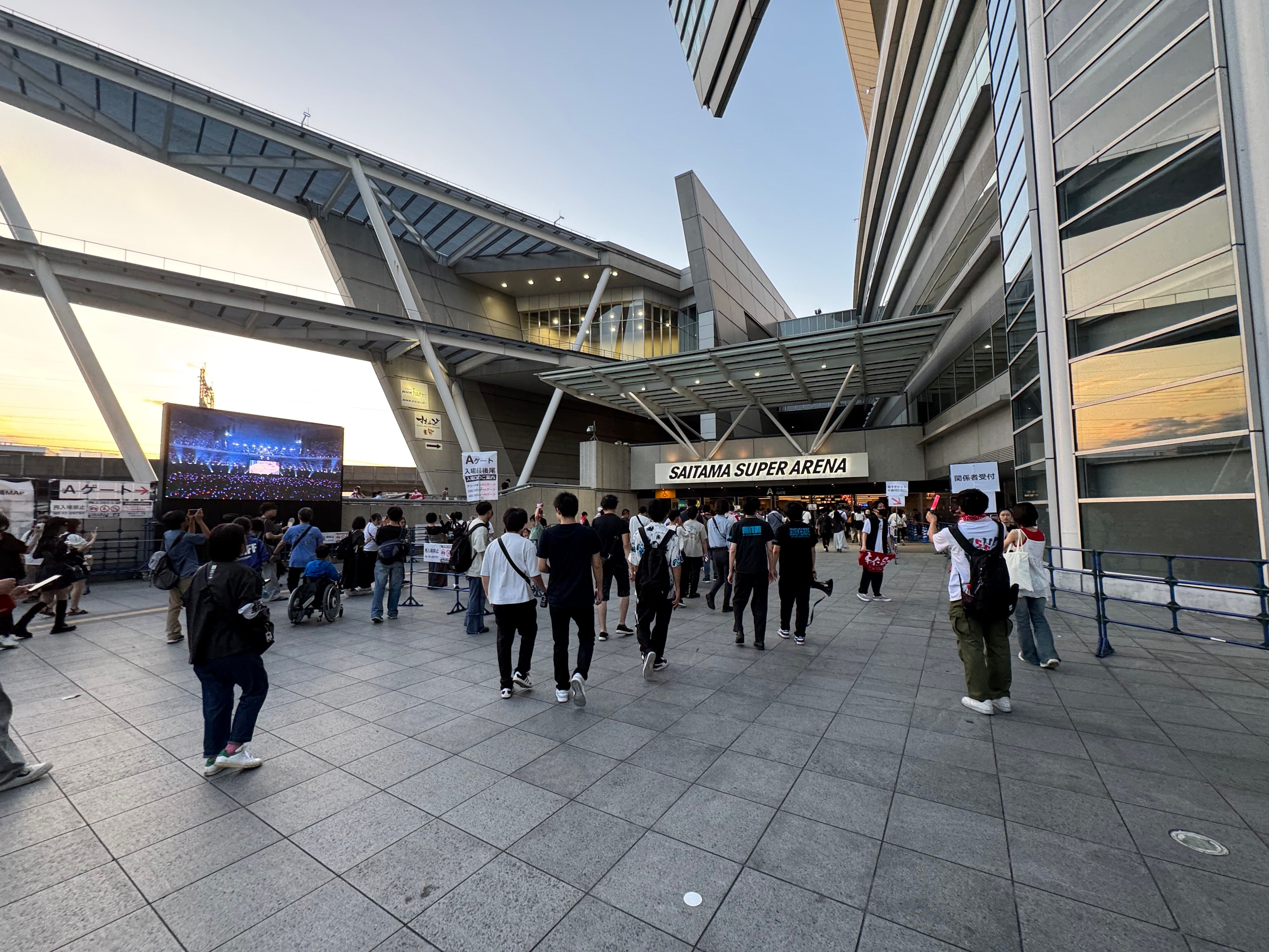 Image in a image block