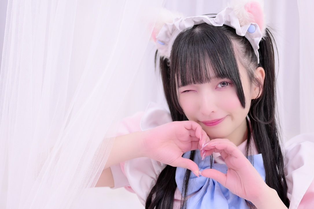 Image in a image block