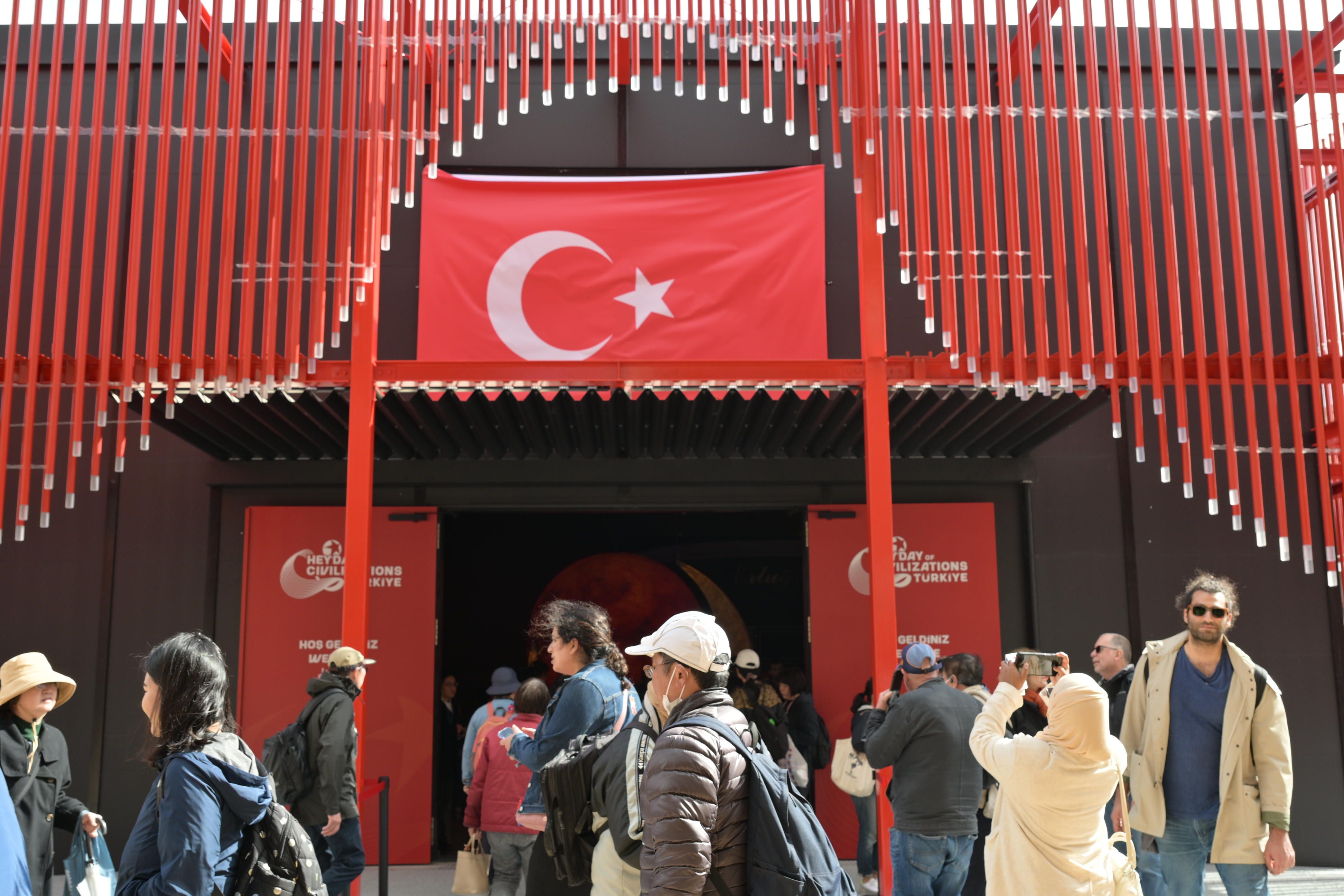 Image in a image block