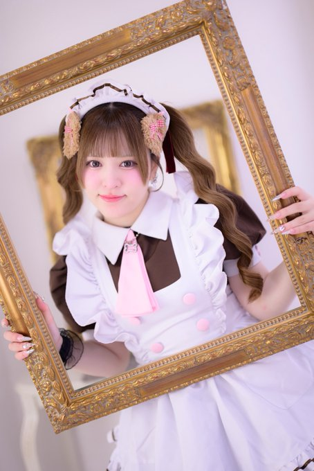 Image in a image block