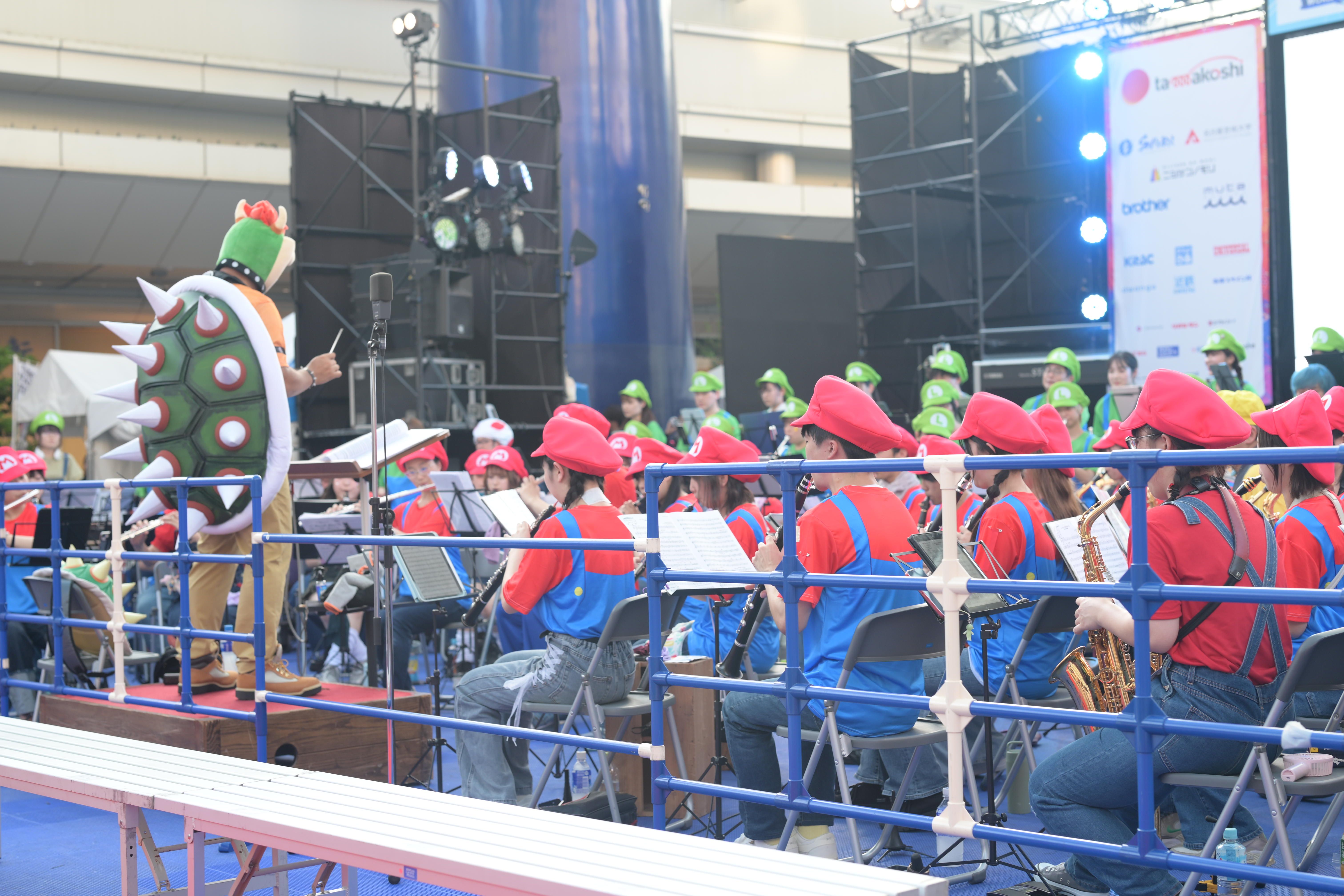 Image in a image block