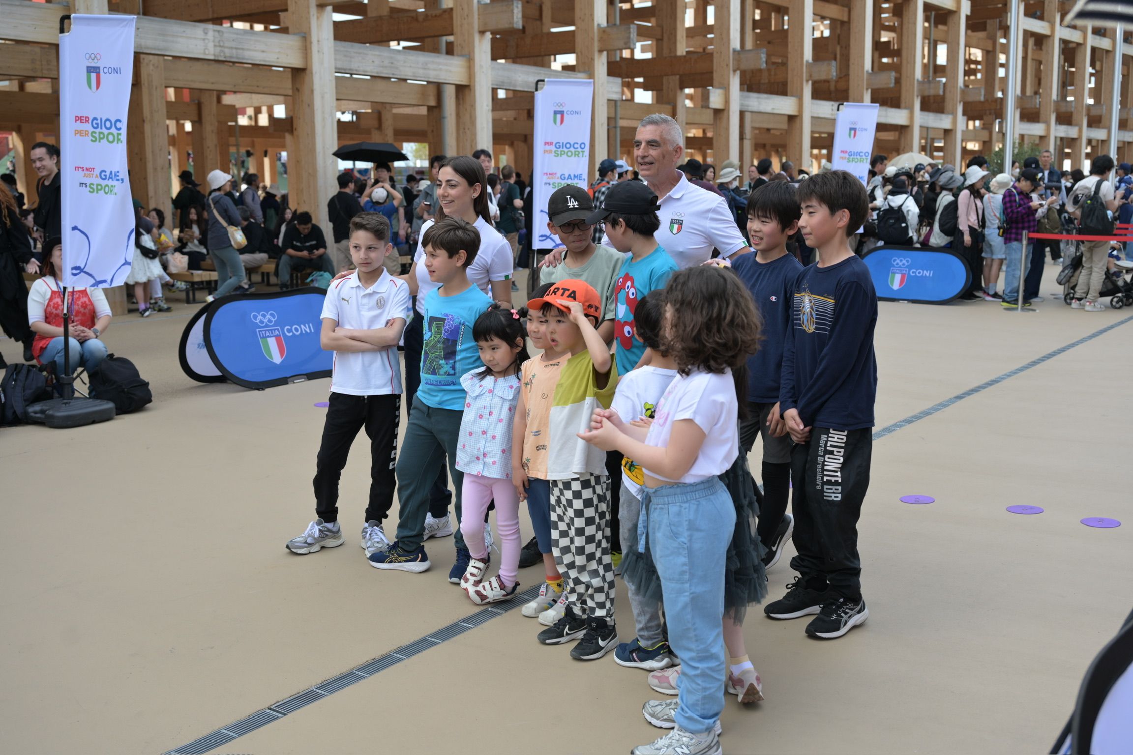 Image in a image block